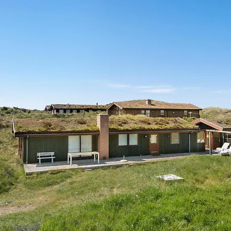 Awesome In With House A Panoramic View